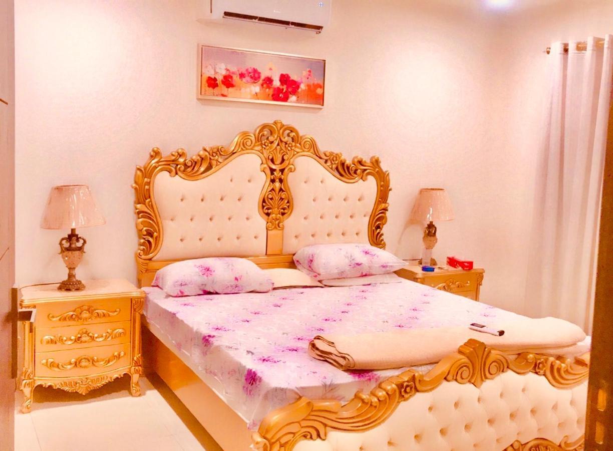 Atrium High Suite 2Bed Family Apartment Near Giga Mall 이슬라마바드 외부 사진